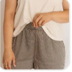 CJLA Beckett Shorts gingham size M black and white